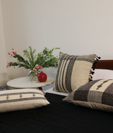 ARBAN HANDWOVEN CUSHION - IVORY AND BLACK