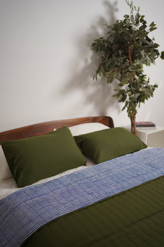 FERN REVERSIBLE QUILT SET - OLIVE GREEN WITH NAVY PINSTRIPES